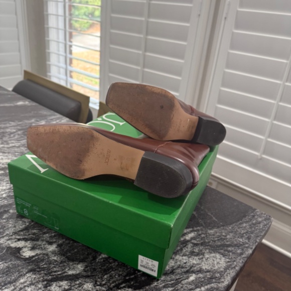 J Crew Square Toe Ankle Boots in Spazzolato Leather in Burnished Sienna. size 8. - Picture 9 of 9